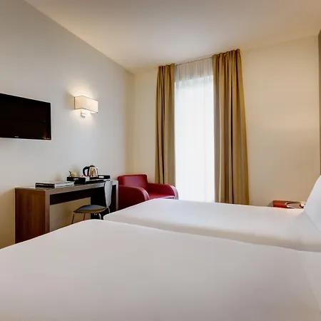 Ξενοδοχείο Klima Fiere 4*